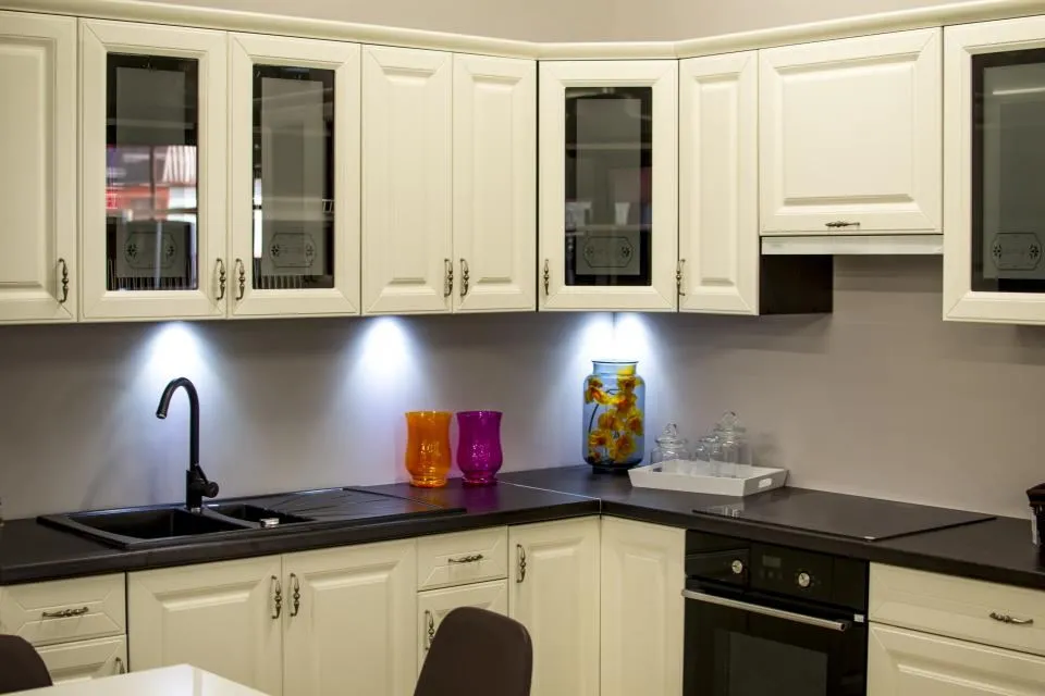 Cabinet Painting & Refinishing